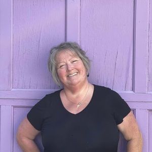 Meet your Posher, Pam